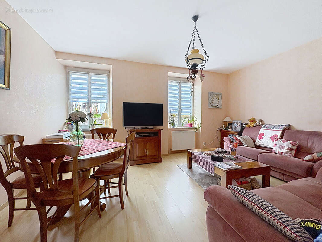 Exclusivité - Maison familiale 4 chambres avec dépendance - photo 4
