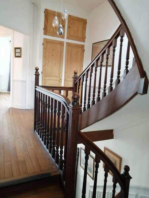 Maison à SAINT-QUENTIN