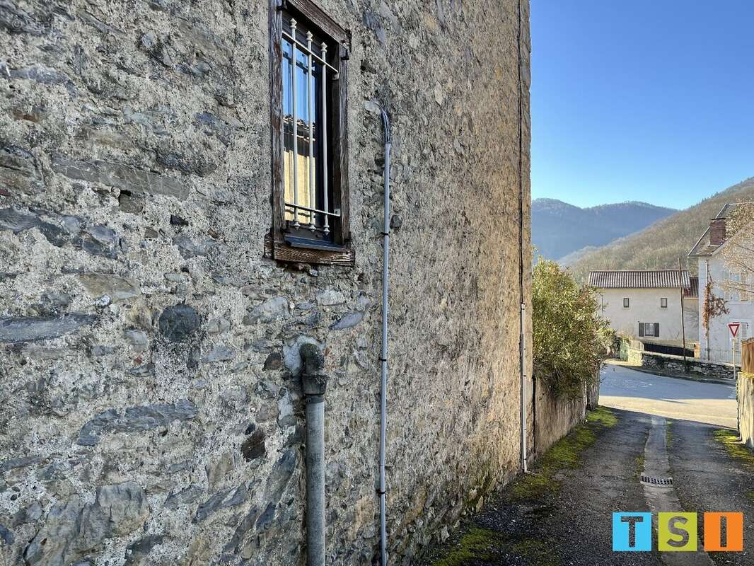 Maison à SAUVETERRE-DE-COMMINGES