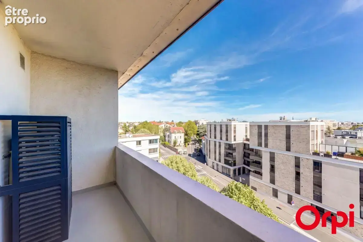 Photo Appartement à Caluire-Et-Cuire au prix de 274 000€
