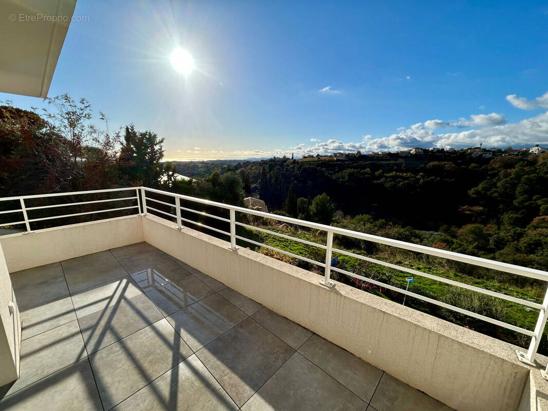 Photo 1 - Appartement à NICE