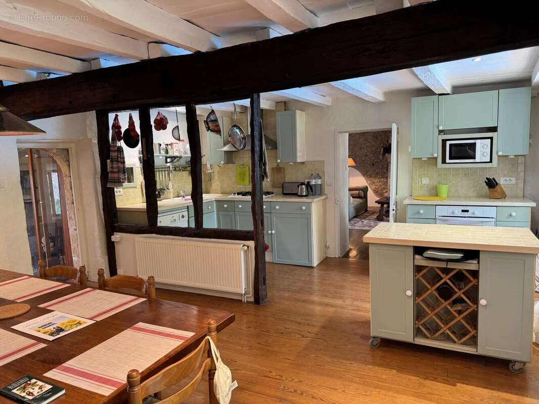 Appartement à BERTRIC-BUREE