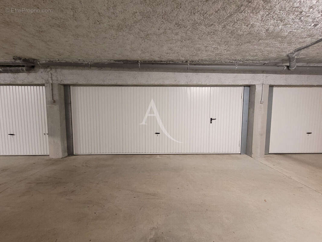 Parking à LA ROCHELLE