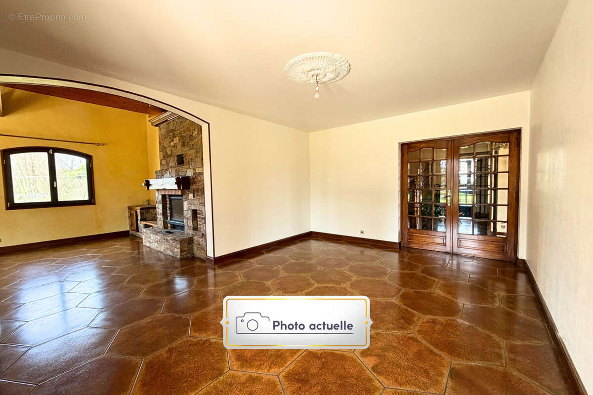 Maison 222 m² à Reignier  - photo 7