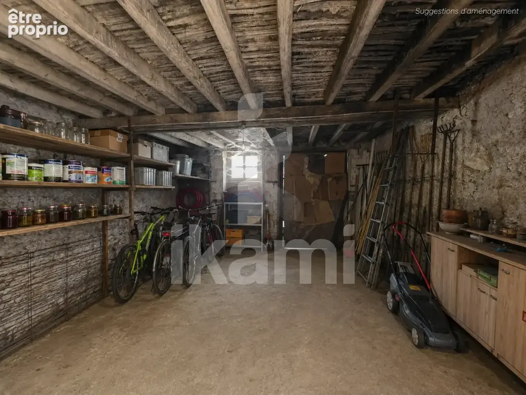 Maison de ville avec vie de plain-pied, garage et grange   Valençay - photo 18