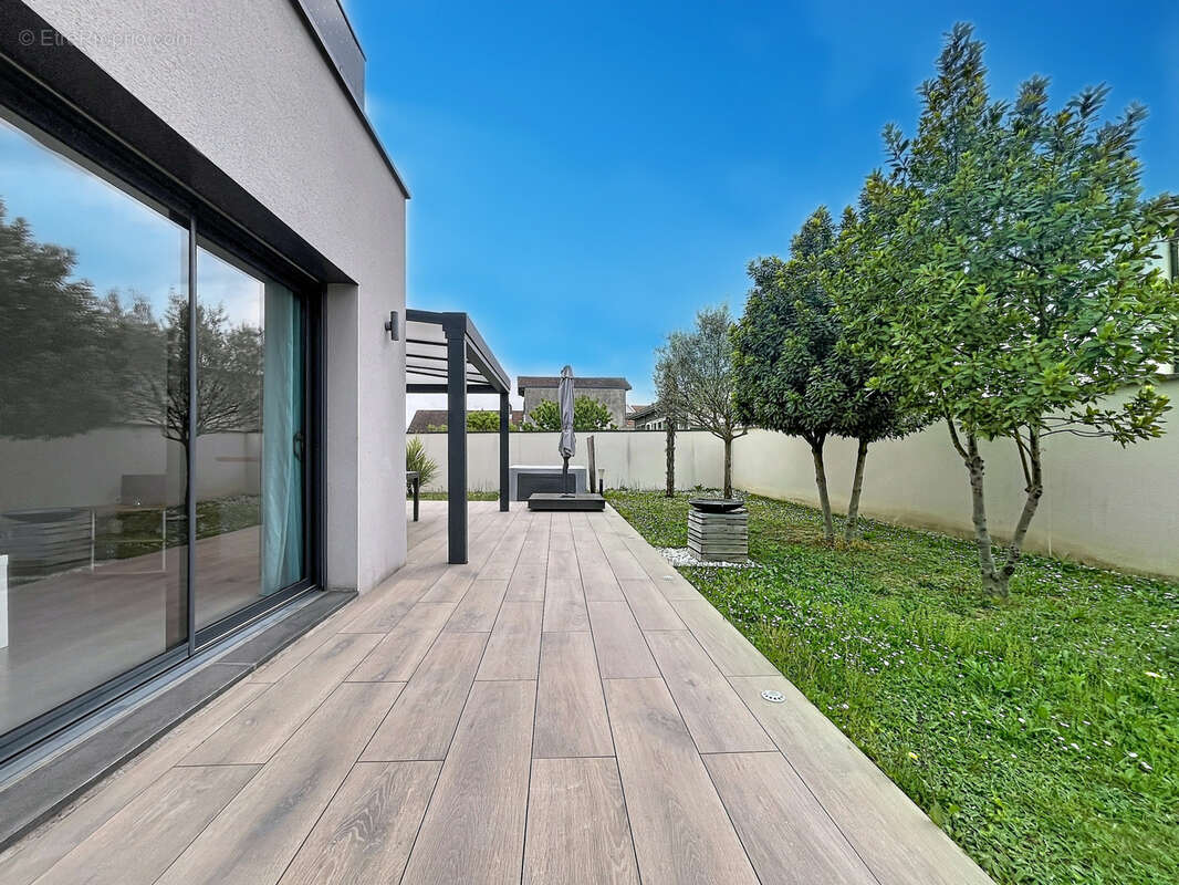 Maison toit terrasse Chassieu - photo 17