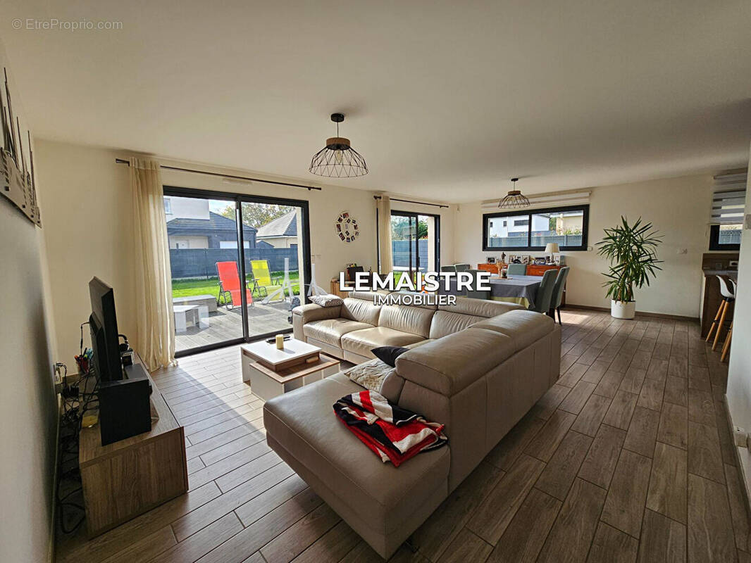 Maison à MONTIVILLIERS