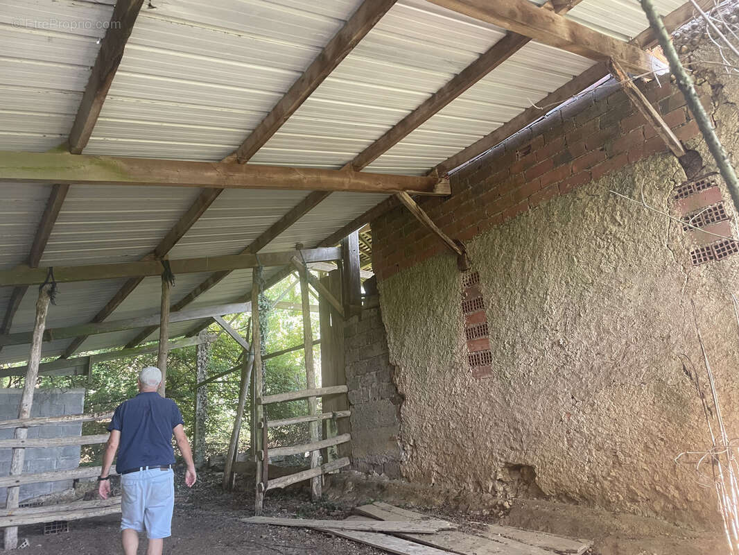 Maison à MAZEROLLES