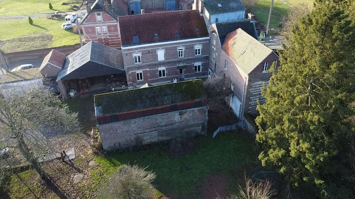 Maison à MONCHAUX-SUR-ECAILLON