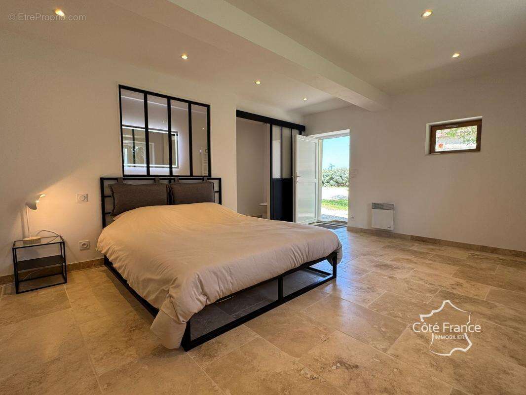 Maison à MAROLLES-LES-BRAULTS