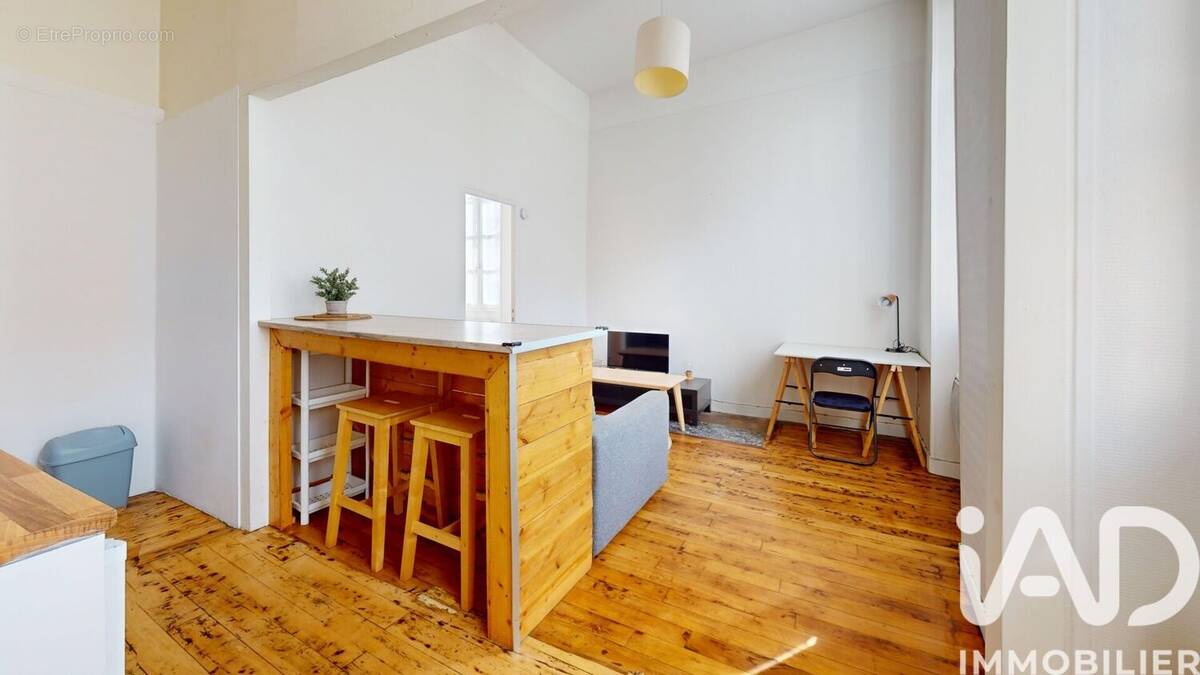 Photo 1 - Appartement à AUXERRE