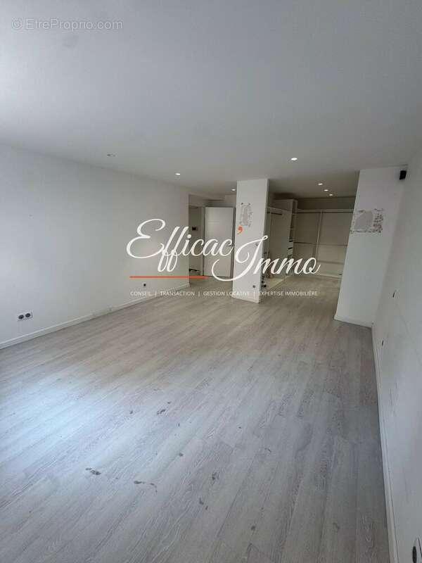 Bien à usage mixte de 154,51 m² avec garage, jardin et prestations haut de gamme - photo 14