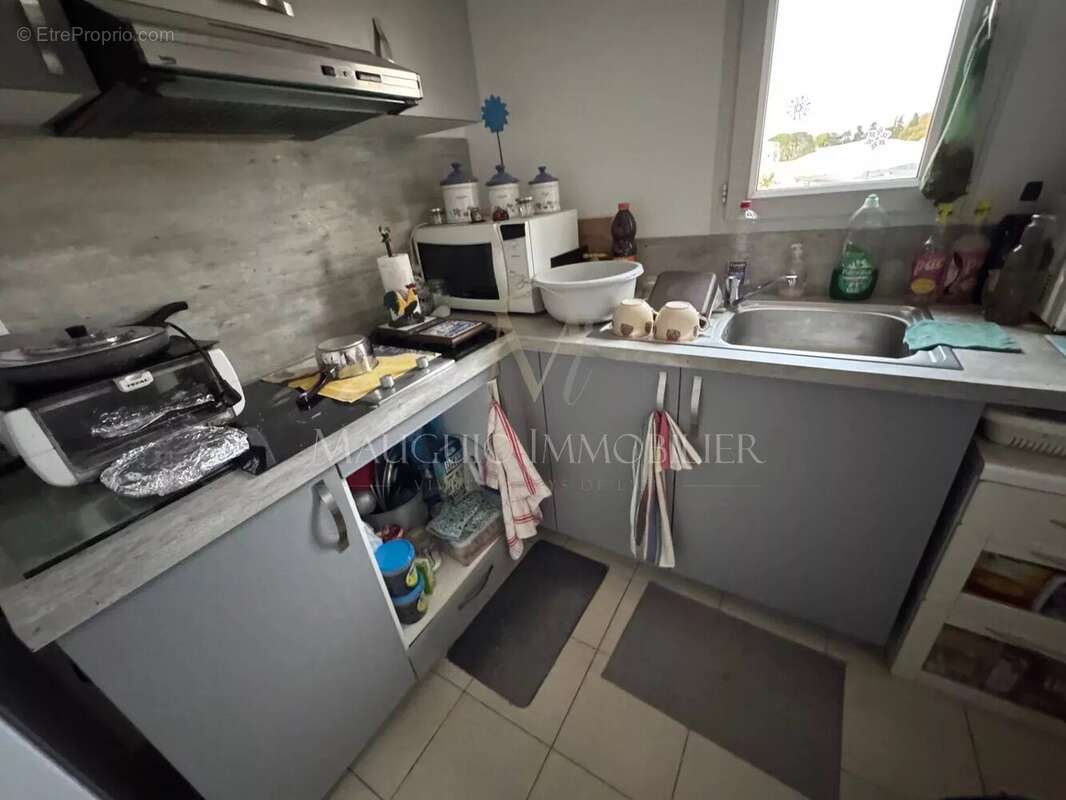 Appartement à MAUGUIO