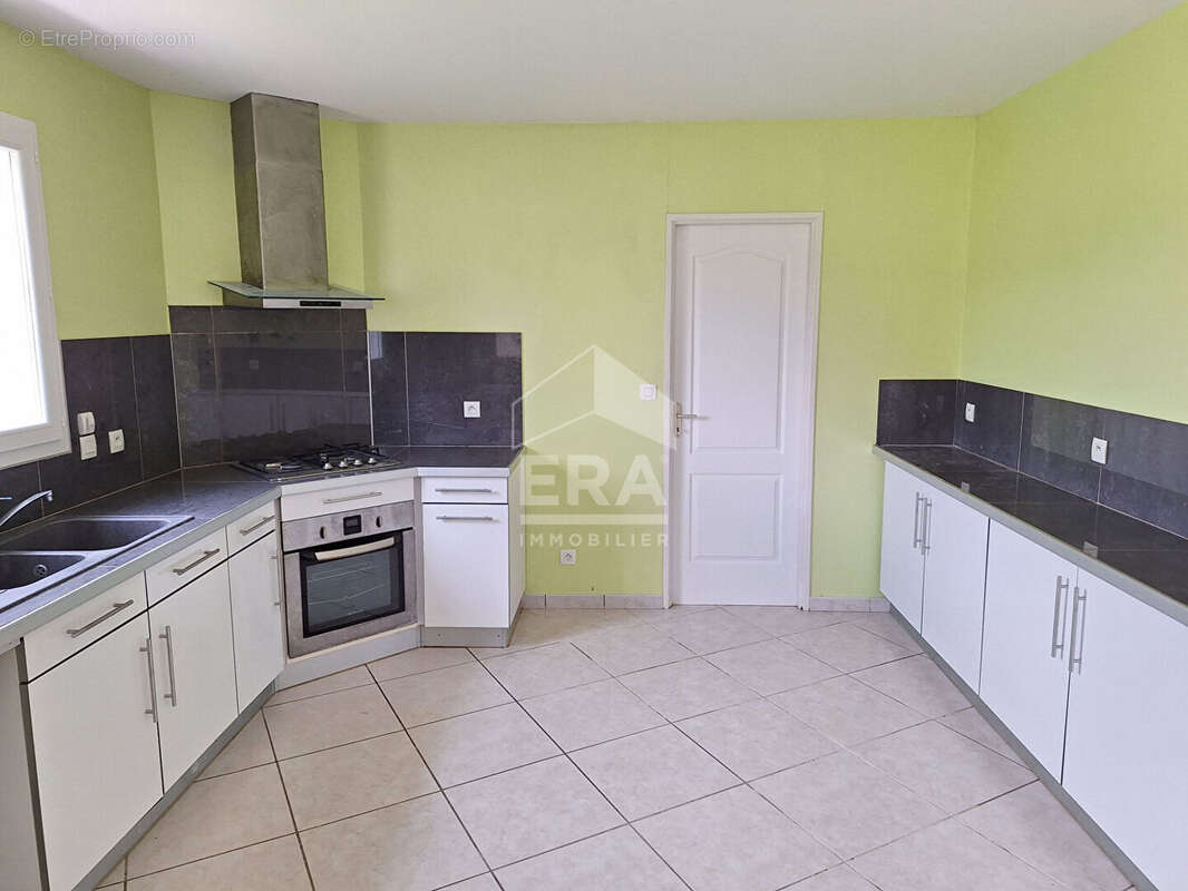 Maison à MONTPON-MENESTEROL