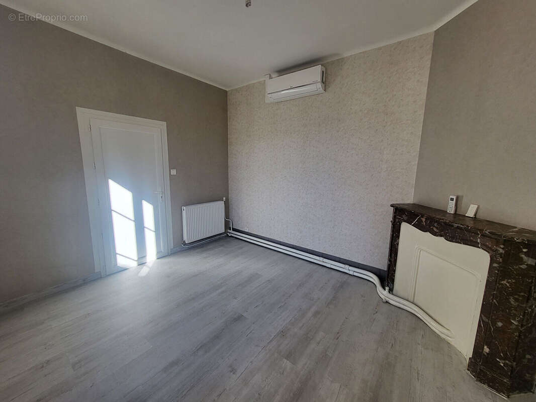 Appartement à MONTCEAU-LES-MINES