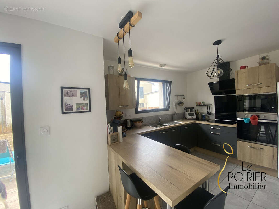 Maison 109 m² à Saint-Alban  - photo 3