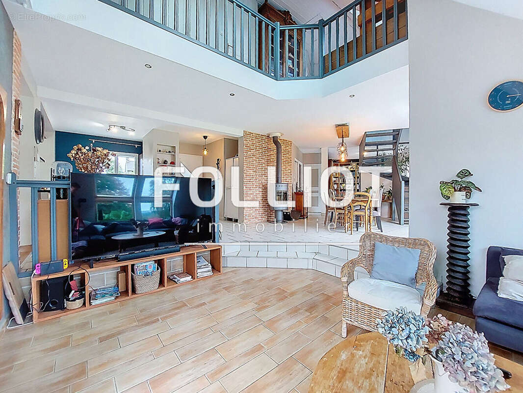 Maison à SAINTE-PIENCE