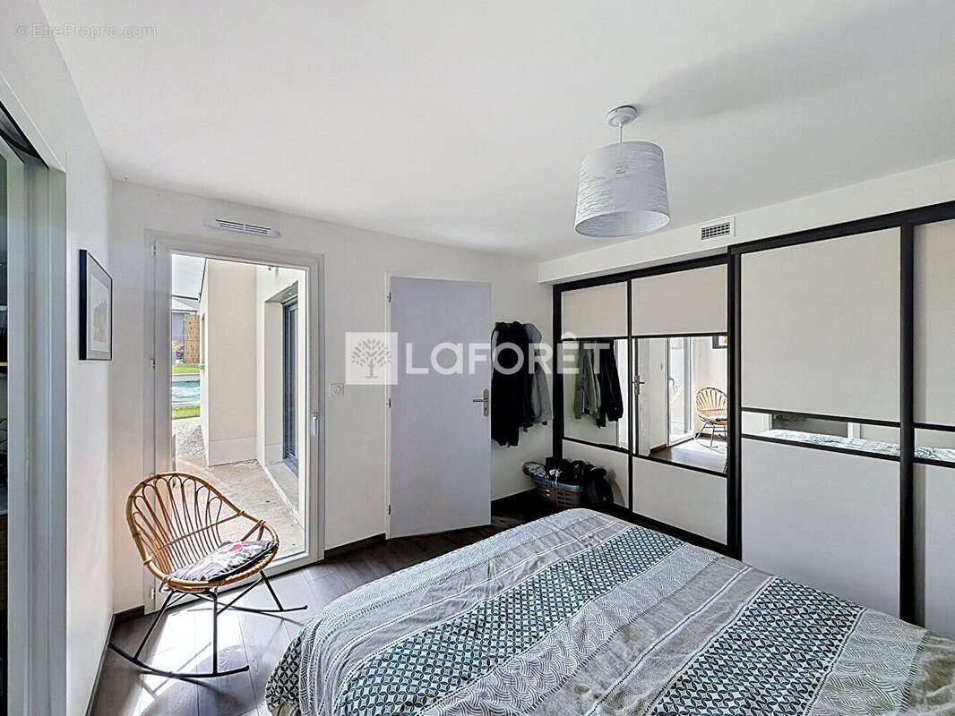 Maison de plain-pied centre Saint Georges Des Groseillers 130 m2 - photo 8