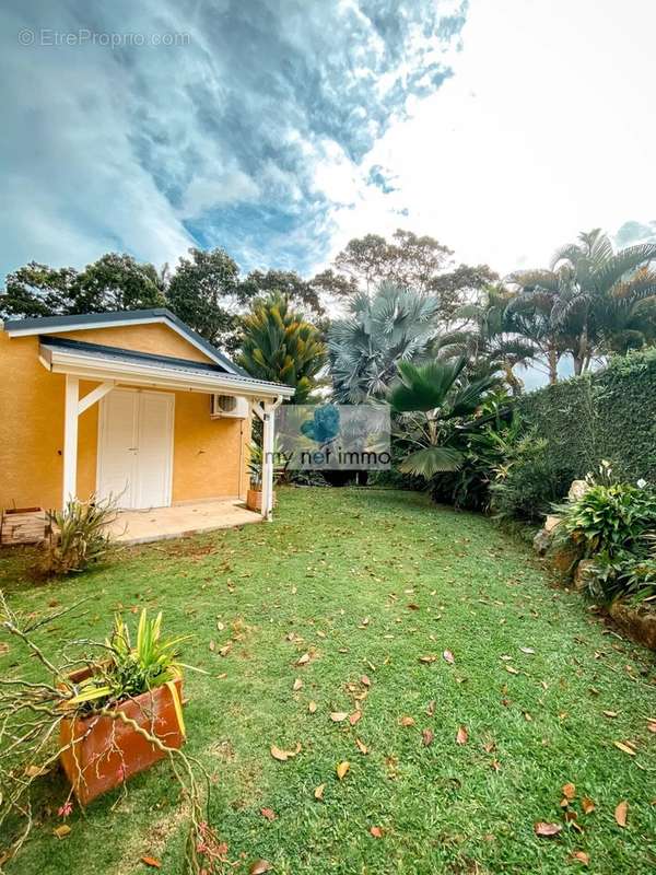 Maison à PETIT-BOURG