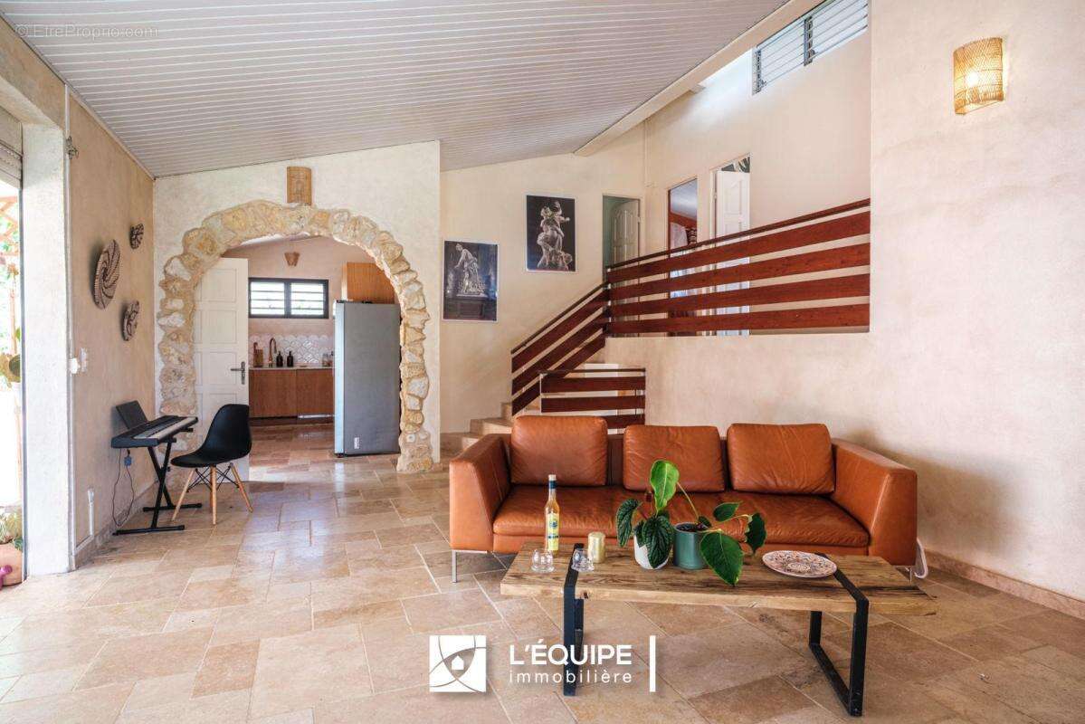 Maison à LE LAMENTIN
