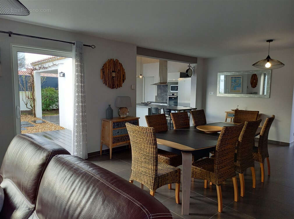 Le vieil - a 200 m du bourg et 300 m de la plage - photo 6