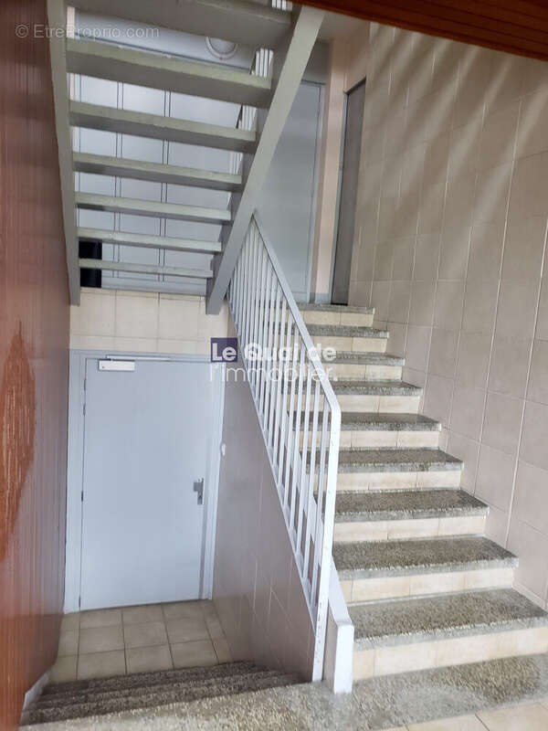 Appartement à SAINT-MARTIN-D'HERES