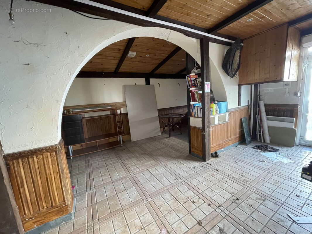 Immeuble mixte 200 m2  au cœur de Villebourbon - photo 8