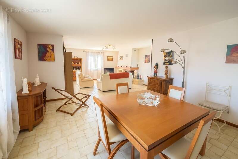 Maison à BOUJAN-SUR-LIBRON