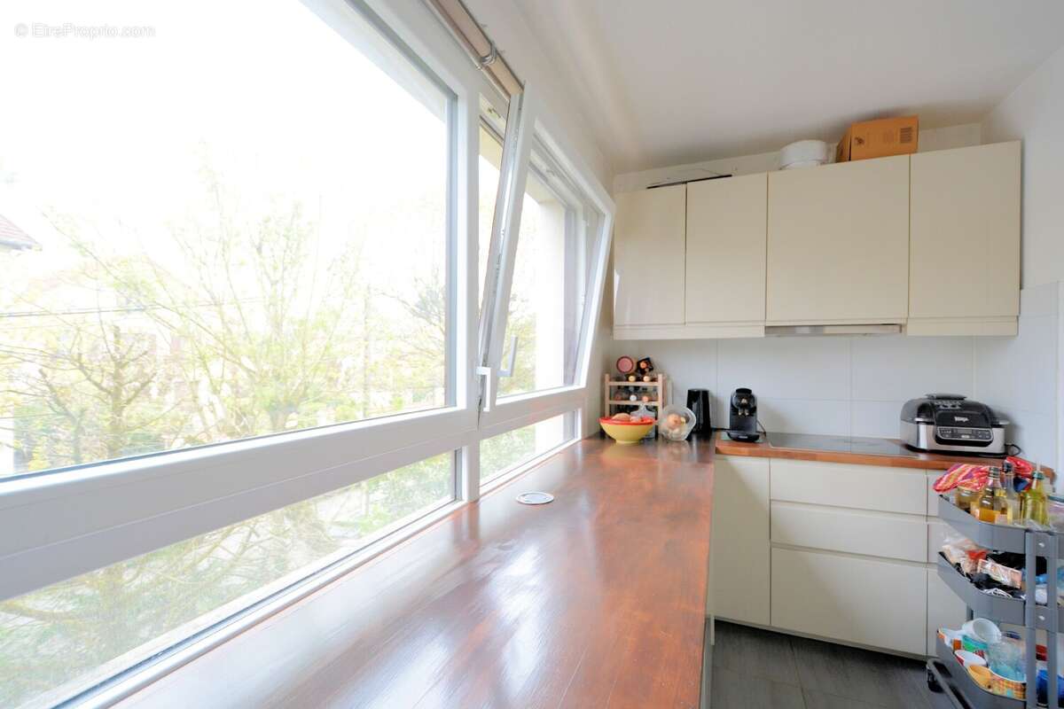 Appartement à SAINT-MAUR-DES-FOSSES