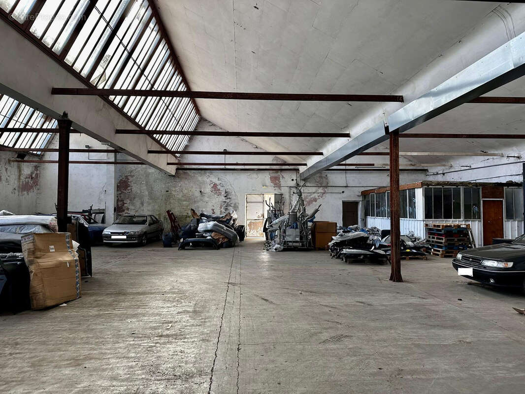 Commerce à SAINT-BRESSON