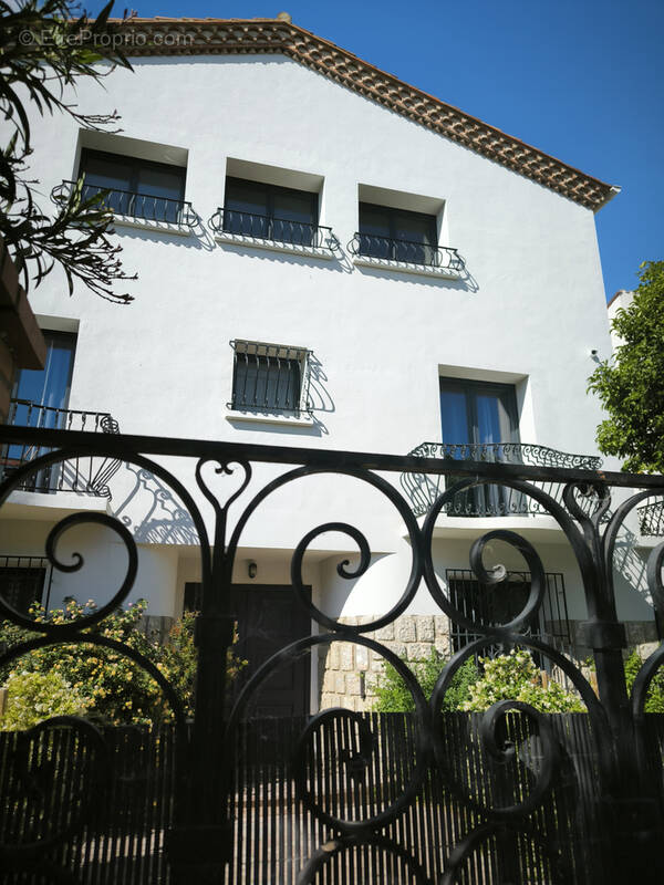 Maison à SAINT-HIPPOLYTE