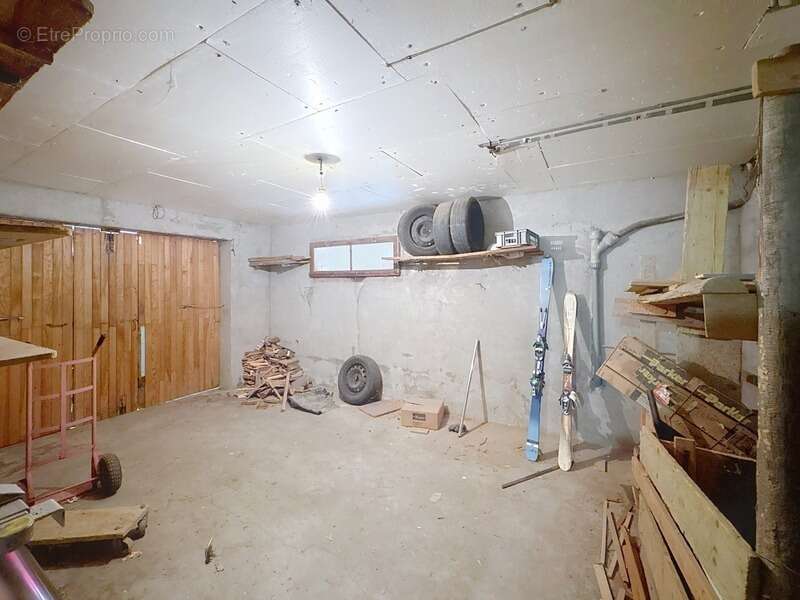 Maison à CRANVES-SALES