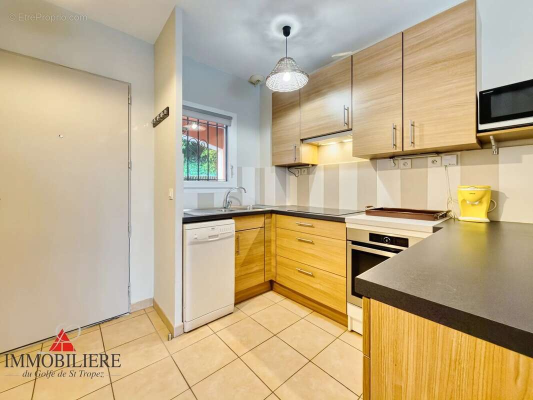 Appartement à COGOLIN