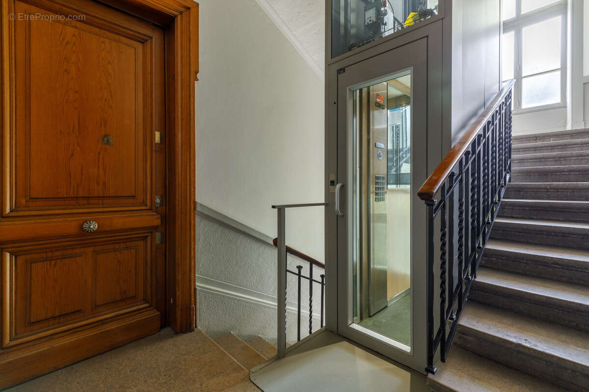 Appartement à LYON-6E