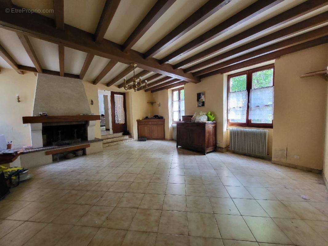 Maison à LOULAY