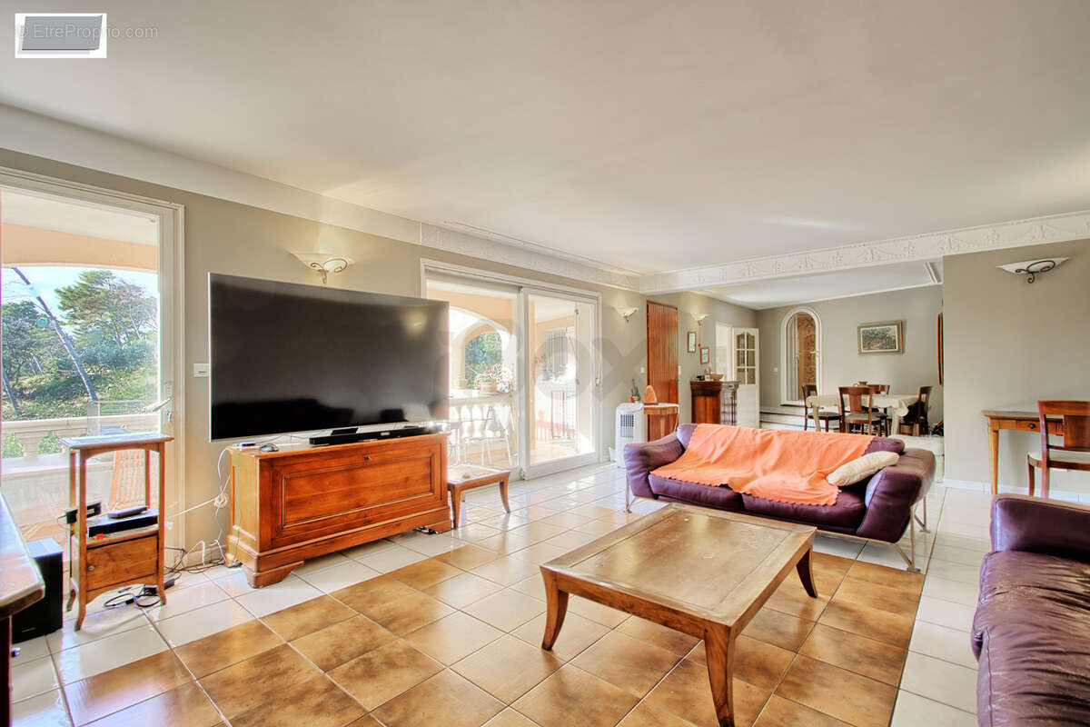 Maison à HYERES