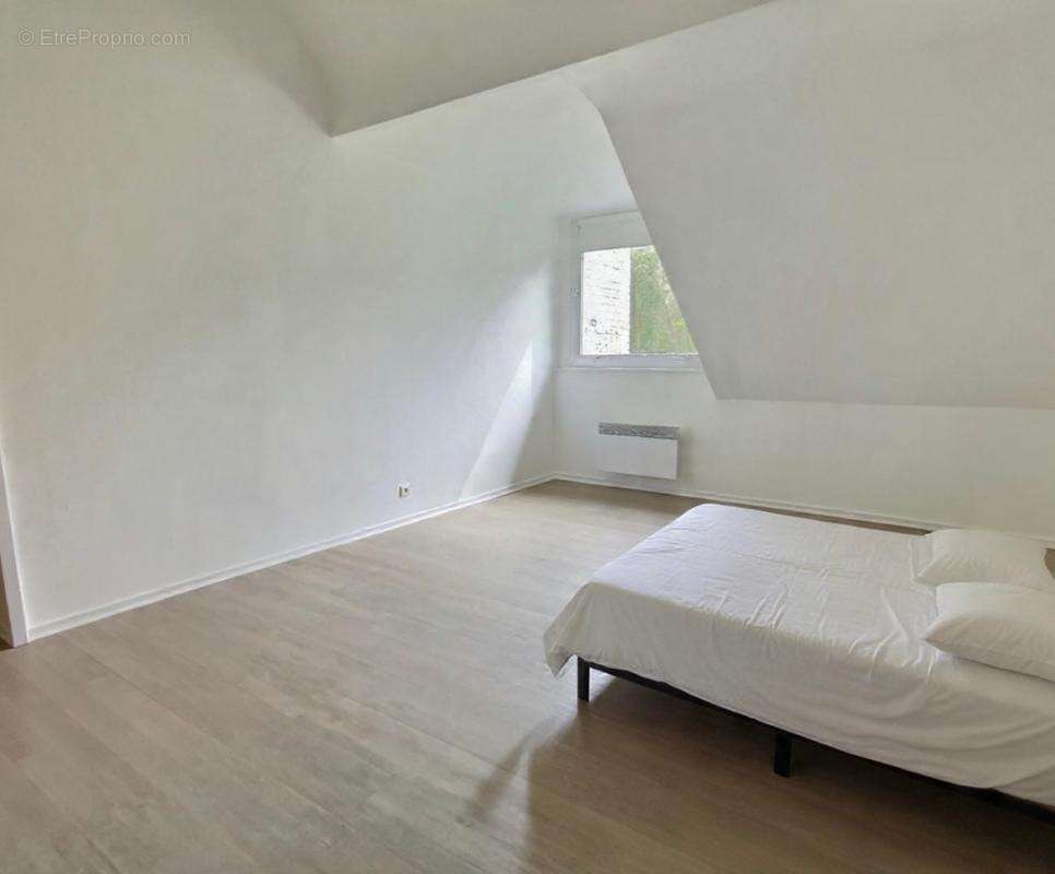Maison à NESLES