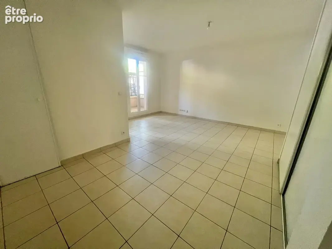 Appartement 3 pièces 59 m² à vendre à Trappes (78190) - photo 3