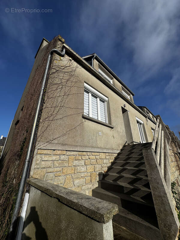 Maison à CAMARET-SUR-MER