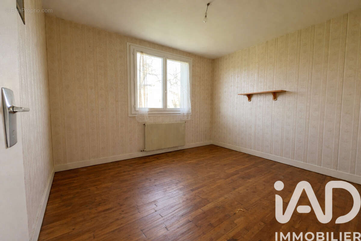 Photo 6 - Maison à ROUMAZIERES-LOUBERT