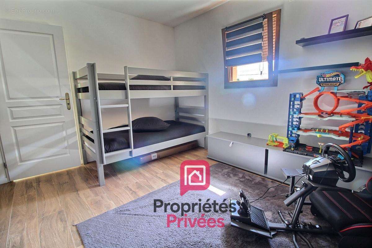 Coup de Coeur pour cette contemporaine de 150 m2 aux espaces lumineux ! - photo 15