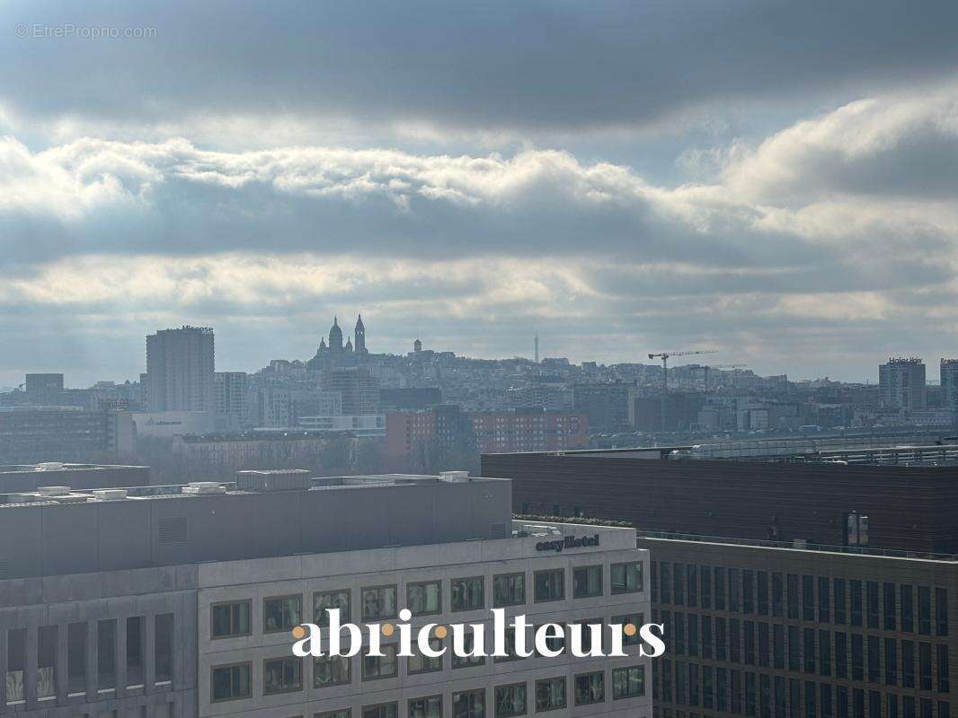 Appartement à AUBERVILLIERS