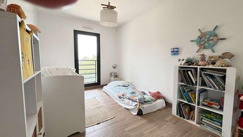 Maison à vendre 4 pièces LA CIOTAT (13) - photo 6