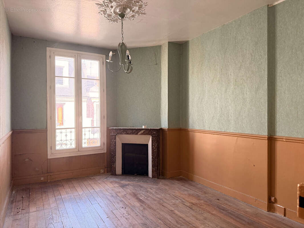 Appartement à CLICHY