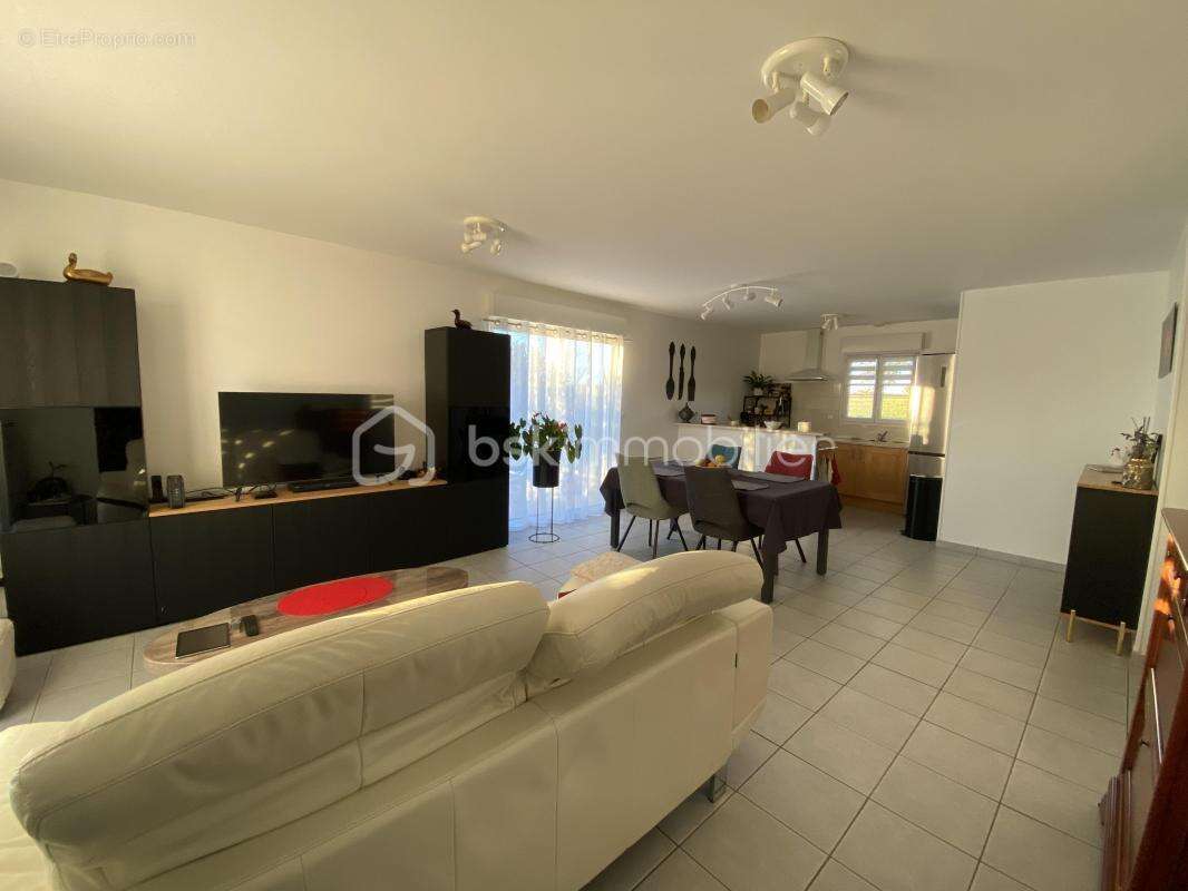 Maison à PONT-L&#039;ABBE-D&#039;ARNOULT