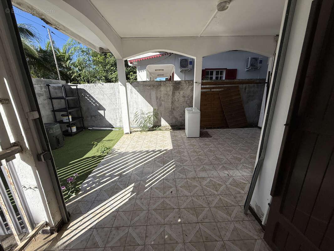 Maison à SAINT-DENIS