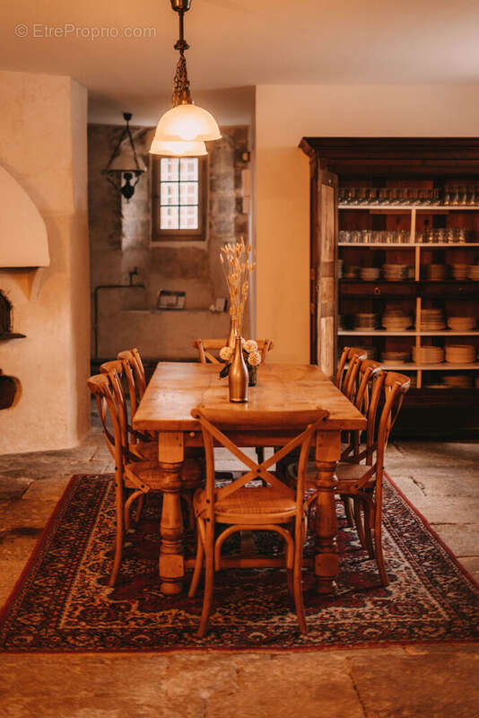 Domaine de caractère avec gîte, salle de réception voutée - Buffard 612 m2 - photo 14