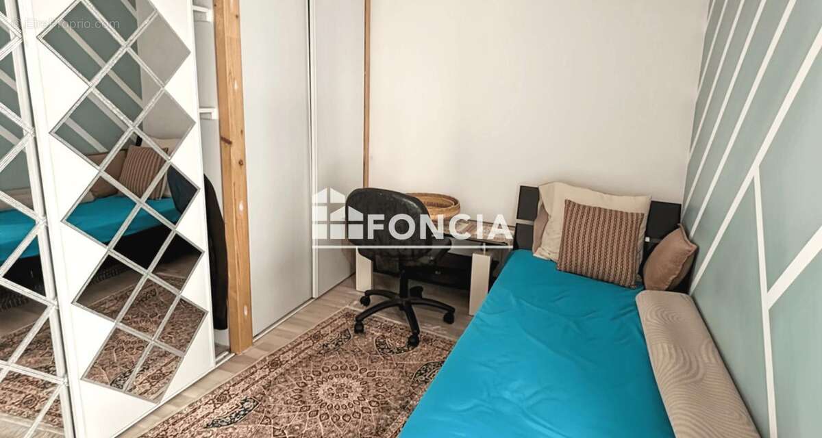 Appartement à TORCY