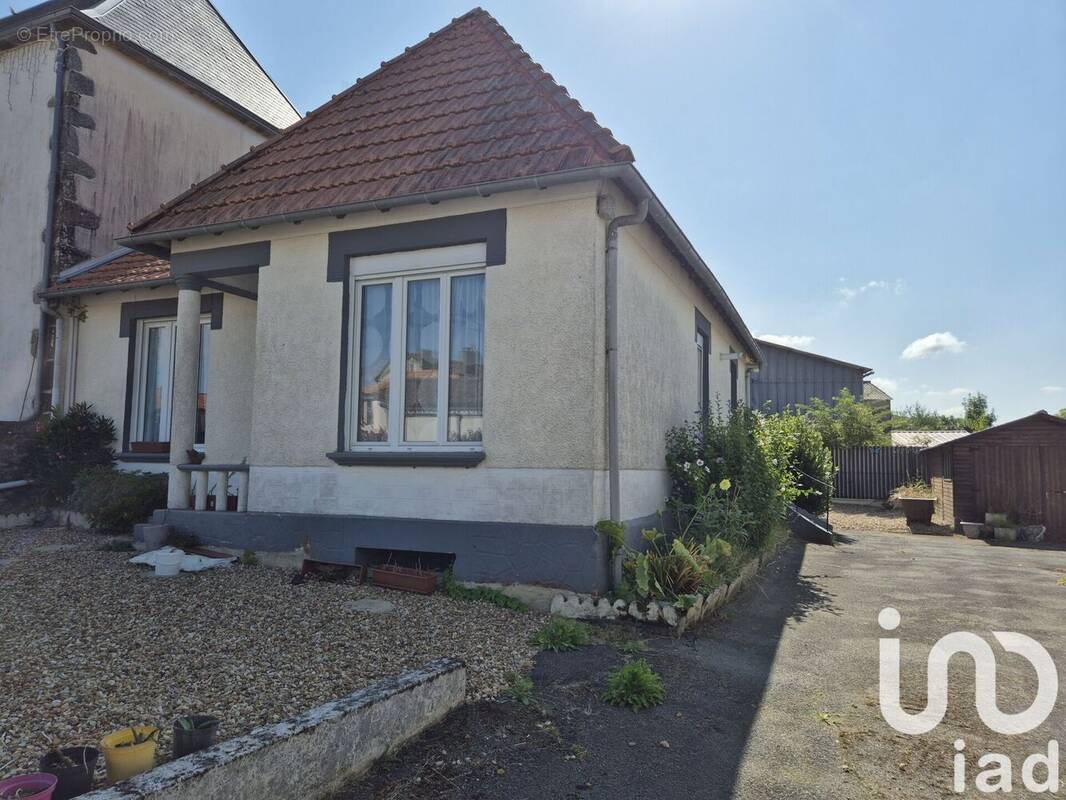 Photo 1 - Maison à MONCOUTANT