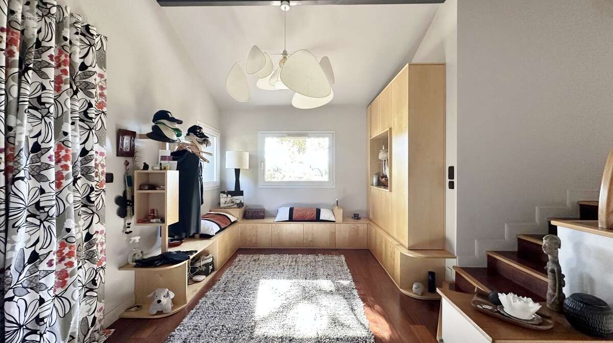 Maison à BASSUSSARRY